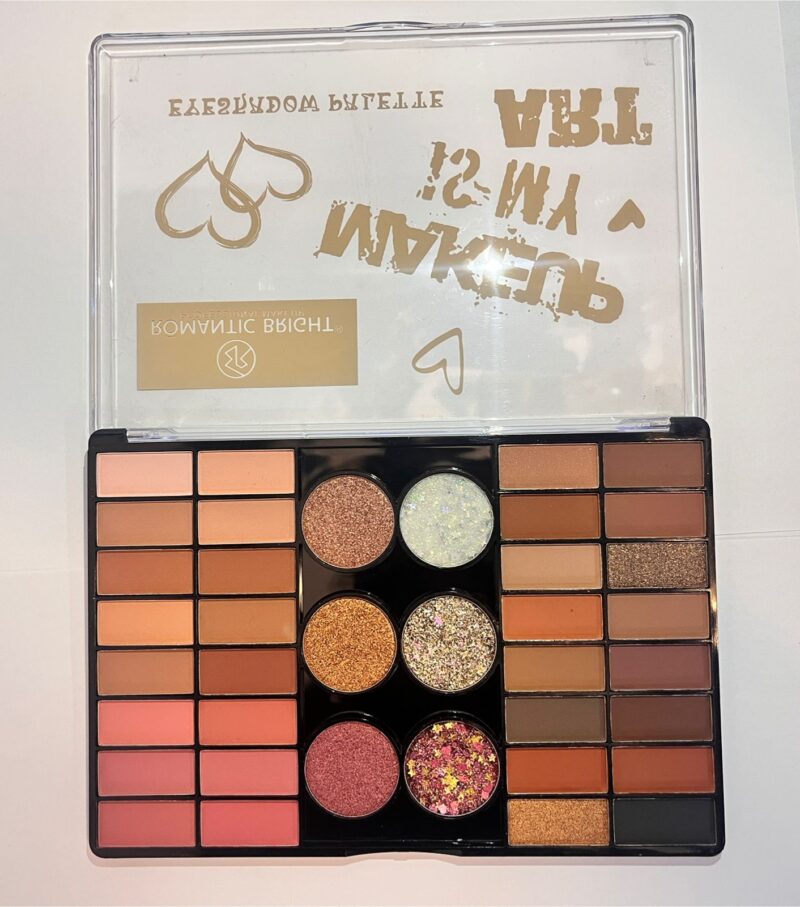 Eyeshadow palette Romantic Bright